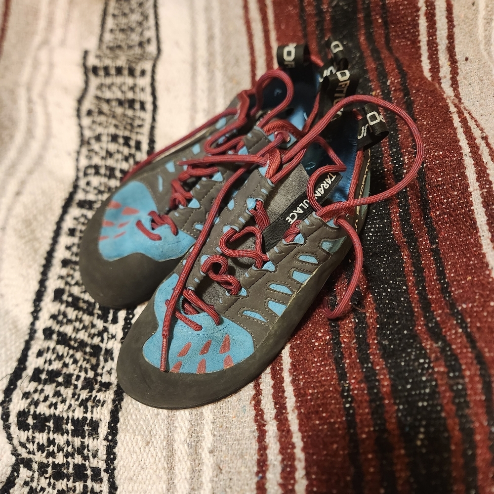 New La Sportiva Tarantulace climbing shoes women's